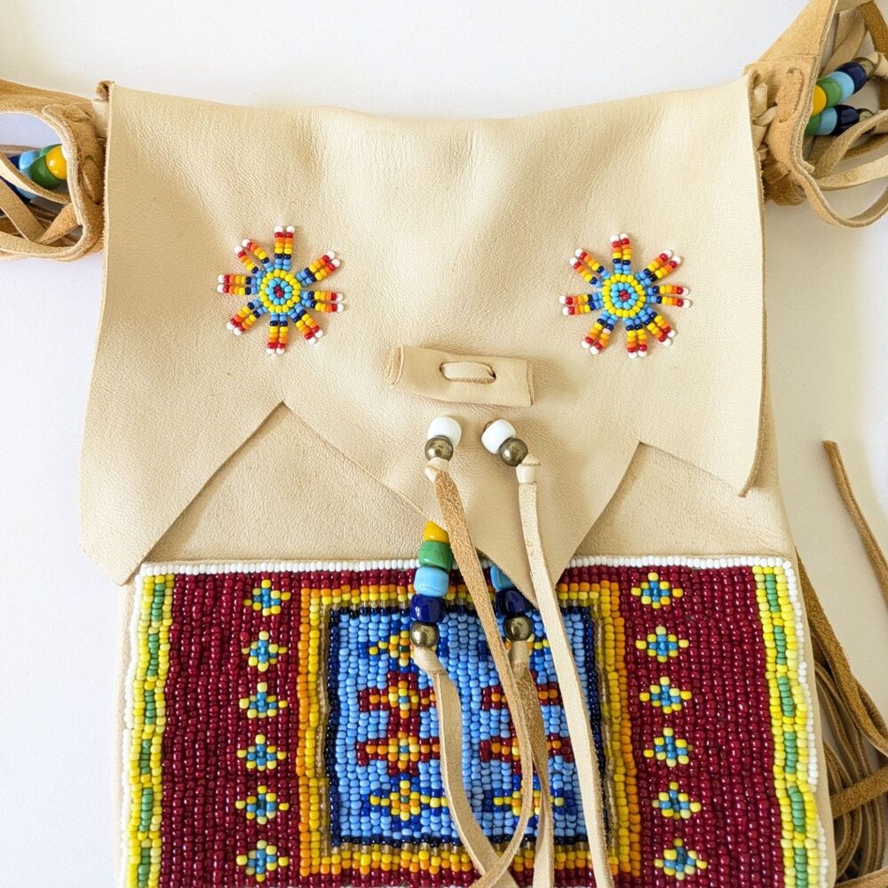 Doug Fast Horse Oglala Lakota Native American Beaded Leather Fringe Shoulder Bag - Picture 4 of 16